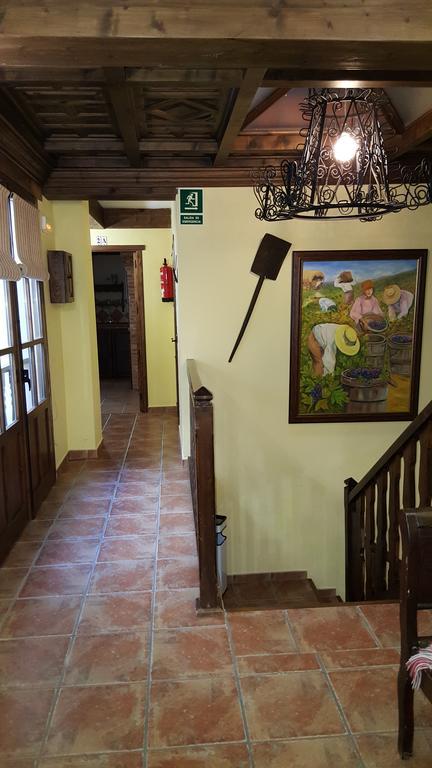 Apartamentos Rurales Tauro Cabezuela Del Valle Exteriör bild