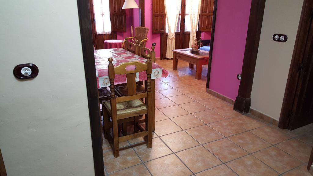 Apartamentos Rurales Tauro Cabezuela Del Valle Exteriör bild